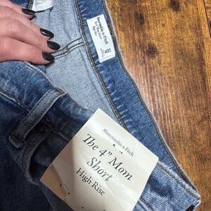 Abercrombie mom shorts
